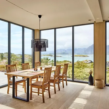 New! Lofoten Luxury Near Henningsvaer