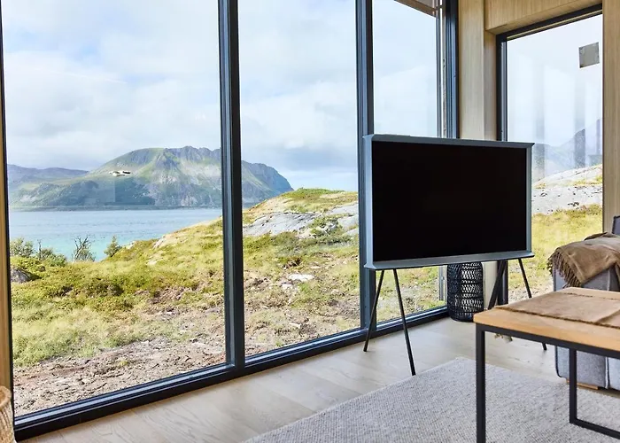 New! Lofoten Luxury Near Henningsvaer Holiday home