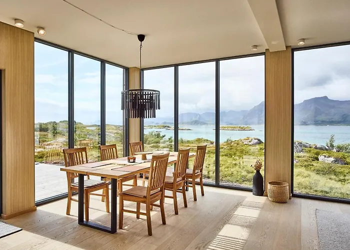 New! Lofoten Luxury Near Henningsvaer