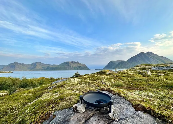 New! Lofoten Luxury Near Henningsvaer Holiday home